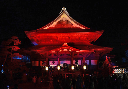 世界の平和を願う 灯明まつりと灯明なべ