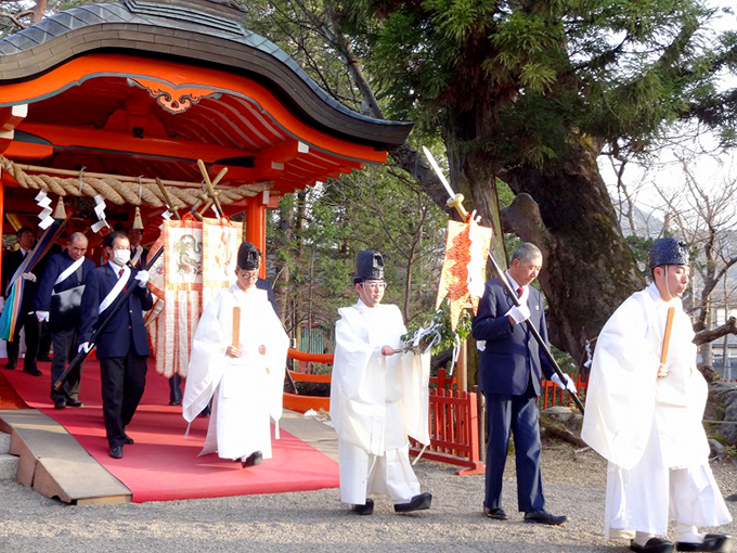 名武将たちの崇敬を集める「生島足島神社」