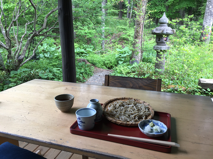 初夏の贅沢「テラスで蕎麦」＆オススメの蕎麦本