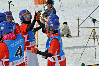 日本雪合戦選手権大会