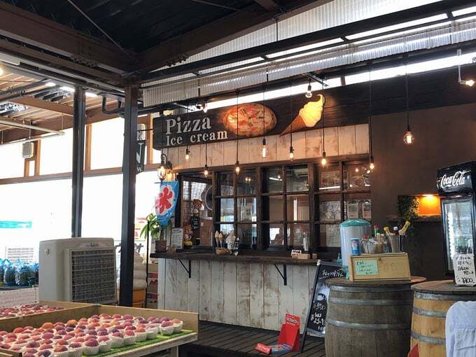 ４種類のソフトクリームをひとくちずつ食べたい！