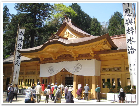 信州信濃の穂高神社は２０年に一度のご縁年