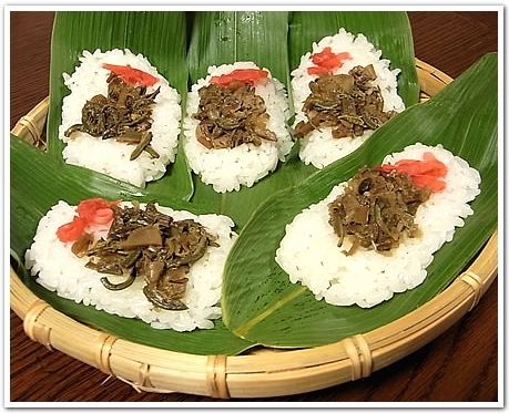 時間のゆっくり流れる山里でいただく笹ずし