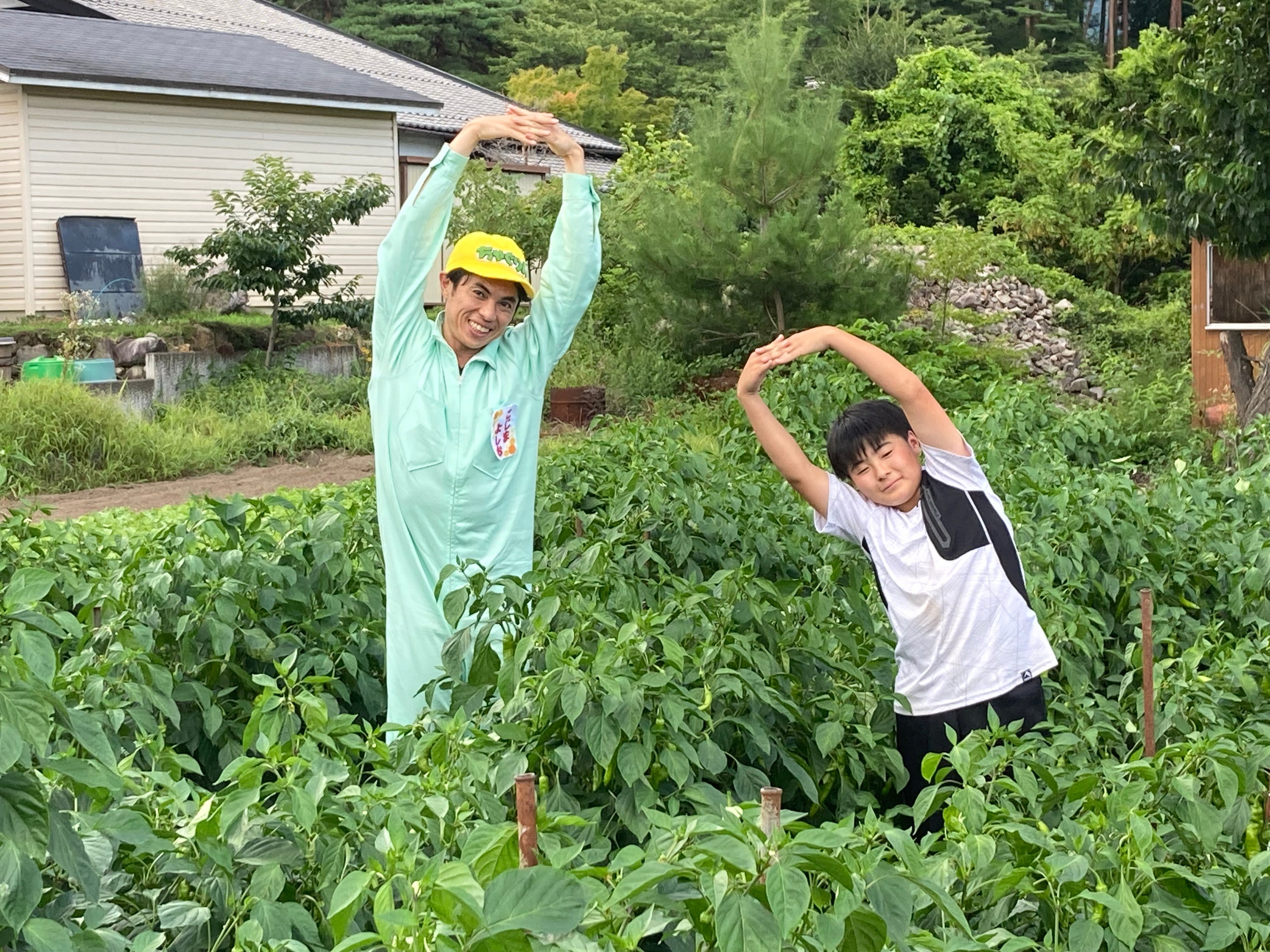 小島よしおさんと中学生農家飯沼永遠くん